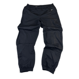 Nike Trackpants Schwarz – Vorderseite