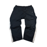 Nike Trackpants Schwarz/Weiß Vorderseite