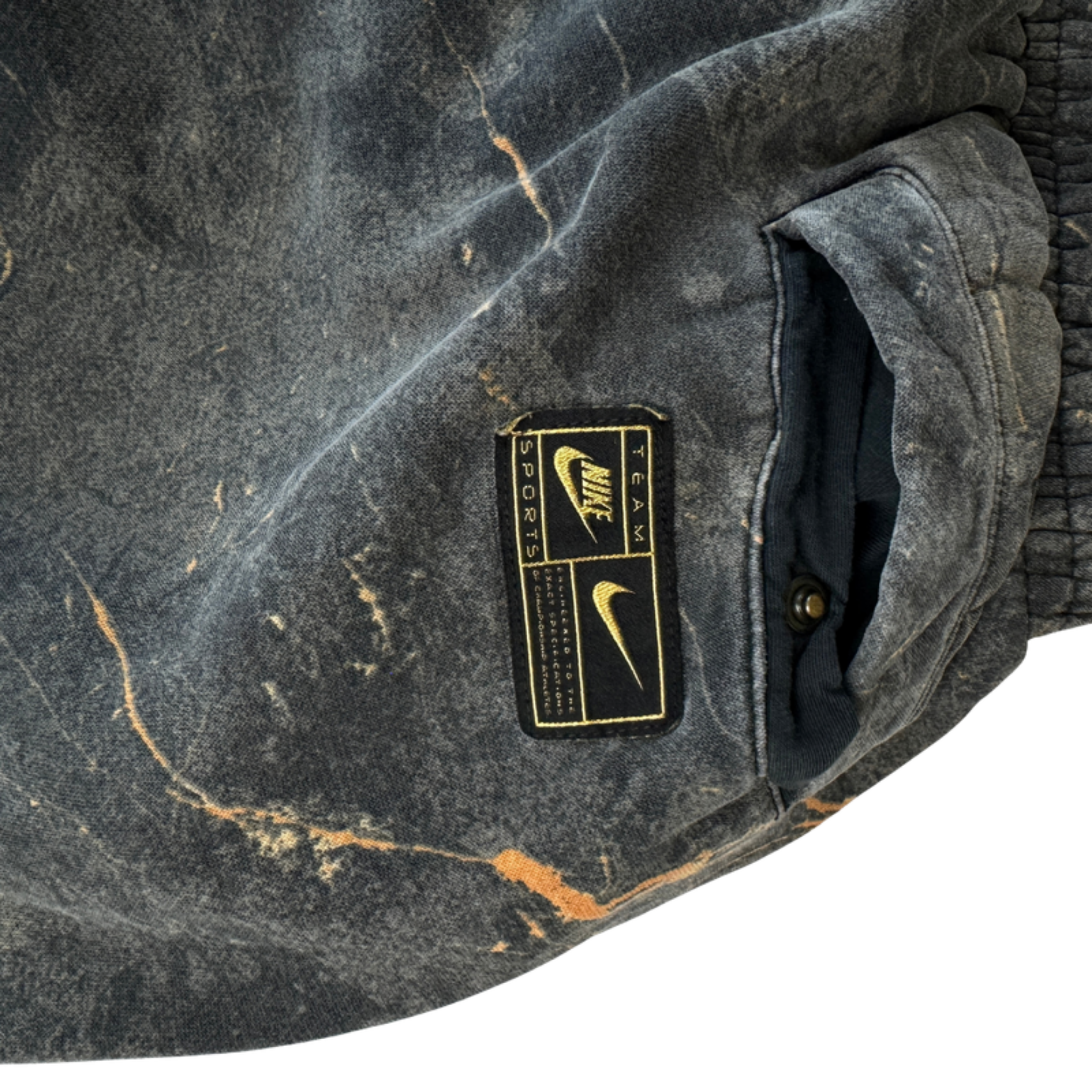 Detail Logo
