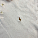 Ralph Lauren Polo – Detail Logo-Stickerei