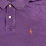 Ralph Lauren Polo lila – Detail Logo