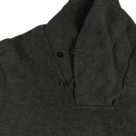 Ralph Lauren Pullover Dunkelgrau – Detail Kragen und Knöpfe