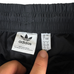 Adidas Etikett