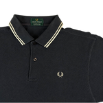 Fred Perry Polo Logo Detail